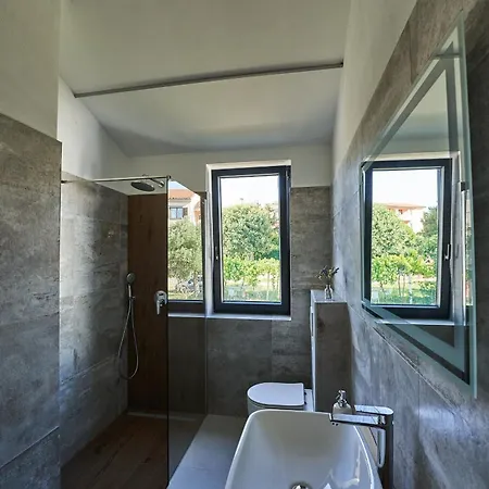 Barbara In For 6 People With Private Pool & Only 1 Km From ヴィラ