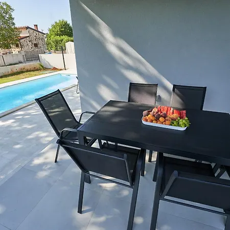 Willa Barbara In For 6 People With Private Pool & Only 1 Km From *