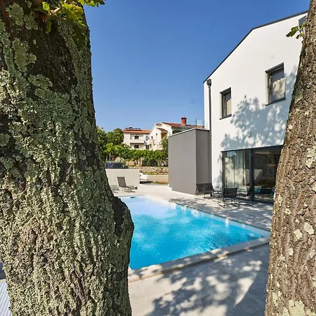 Barbara In For 6 People With Private Pool & Only 1 Km From ヴィラ